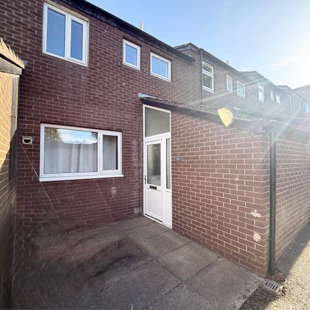 3 bedroom terraced house to rent - Photo 4