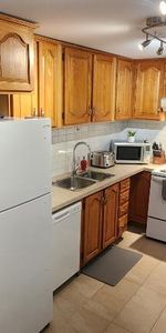 ROSEMONT – Dispo MAINTENANT – TOUT CECI MEUBLÉ- Neuf 3 1/2 – Semi sous-sol / Bachelor – Près des stations de Metro Pie IX et Joliette - Photo 4