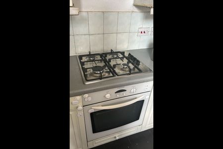 3 Bed Terraced House, Trafford Road, LE5 - Photo 2