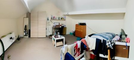 4 Bed / 2 Bath - Photo 3