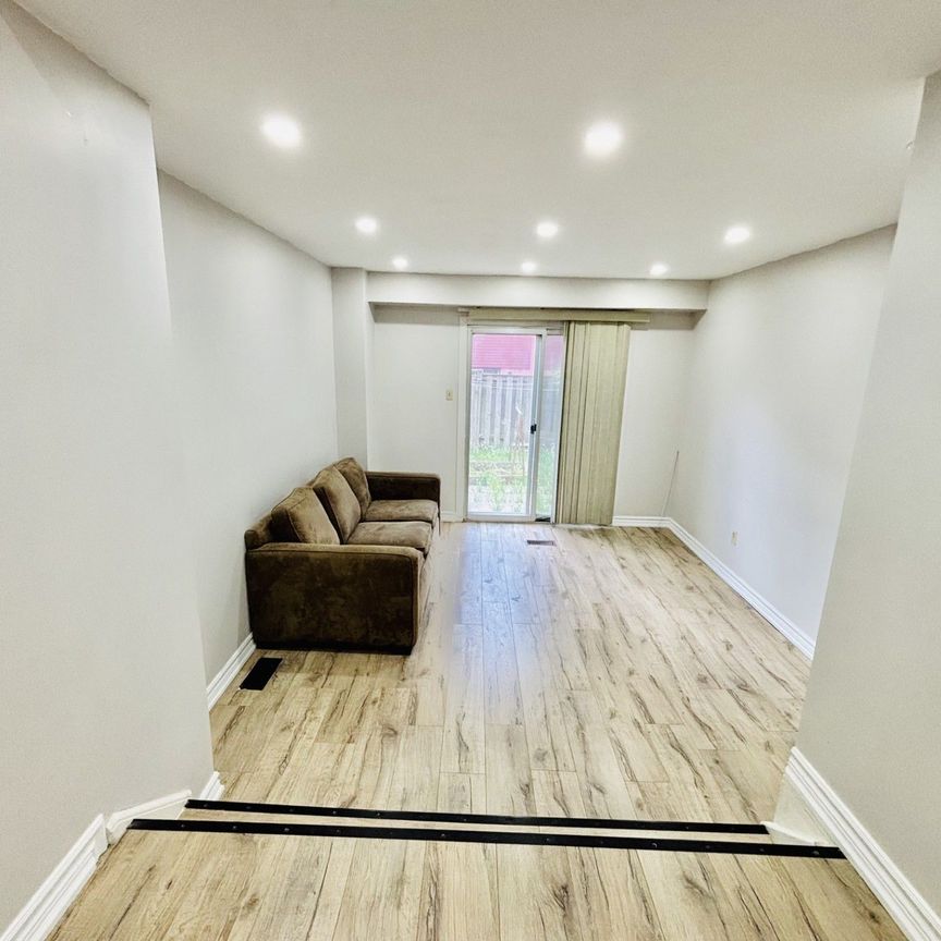 For Lease - 275 Broadview Avenue Unit# 206, Toronto, Ontario - Photo 1