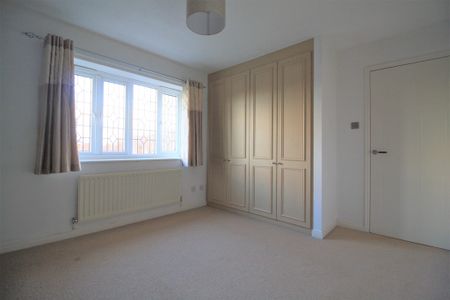 Herriot Grove, Ewloe, Deeside - Photo 5