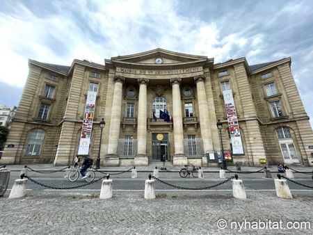 Logement à Paris, Location meublée - Photo 4