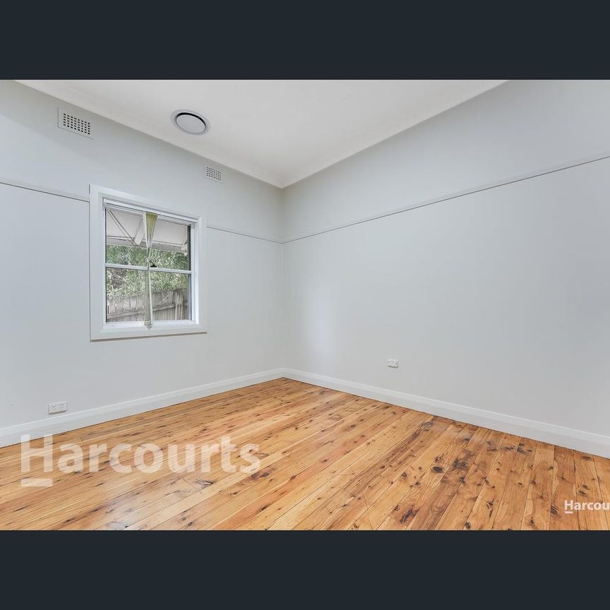 18 Staff Street, Wollongong, NSW 2500 - Photo 1