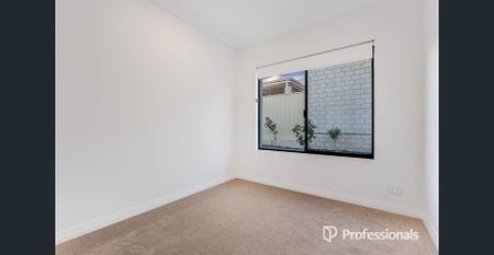 Brand New 3x2 Home - High Quality Living in a Quiet Location - Photo 4