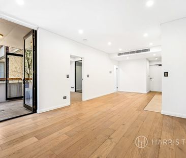 Contemporary Inner West Living with Style and Convenience - Photo 2