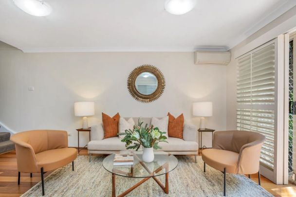 Modern, Stylish Townhouse in a Premier Lilyfield Pocket - Photo 1