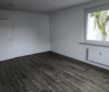 **Gut geschnittene & bezugsfertige 3-Zimmer Wohnung mit Balkon wart... - Photo 3