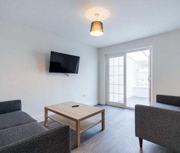 5 bedroom flat share to rent - Photo 2