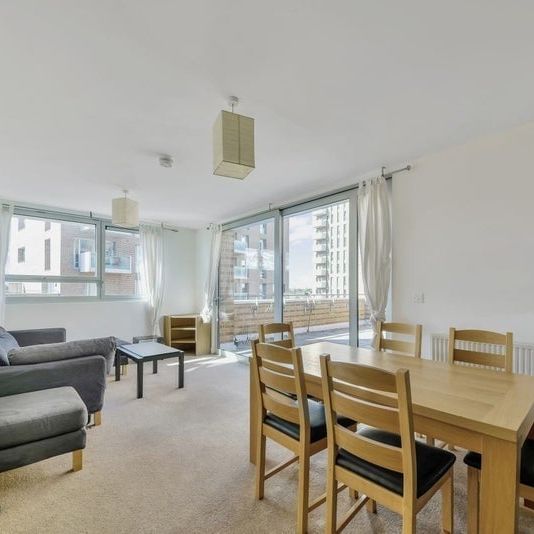 Room in a Shared Flat, Nelson Walk, E3 - Photo 1