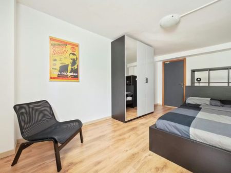 Via Ernesto Breda, Milan, Lombardy 20126 - Photo 4