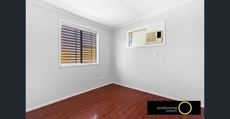 Highset home with bonus kitchenette and teenagers retreat under! - Photo 2