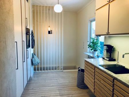 Hyr vårt fina hus i Solna, - Photo 4