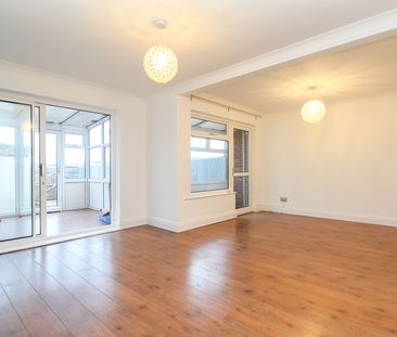 Willow Way, Ampthill, Bedford - Photo 3