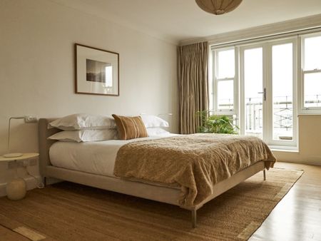 5 bedroom penthouse to rent - Photo 3