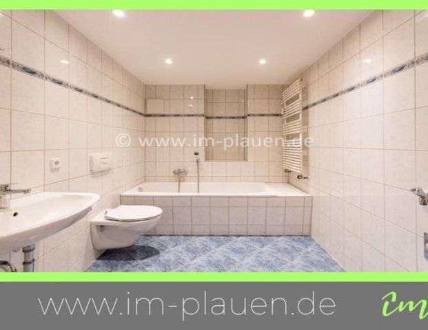 moderne Dachgeschosswohnung mit offener Wohnküche u. Glasfaser-Internet - 3 Raumwohnung in Plauen - Photo 1