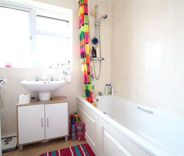 Thessaly Road, - Photo 4