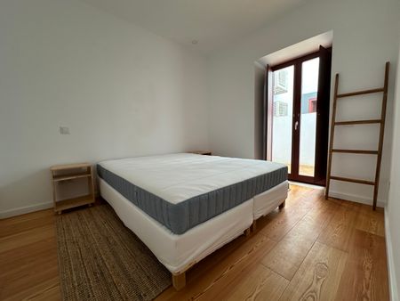 Apartamento T1 Novo, mobilado, anual, no Centro Pombalino de Vila Real de Santo António. - Photo 5