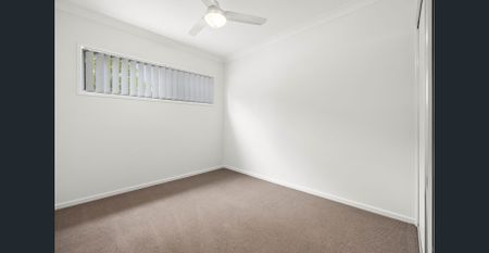 Modern 3 Bedroom Townhouse - Photo 5