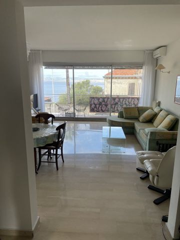 Location Appartement 3 pièces 80m² NICE 06300 - Photo 3