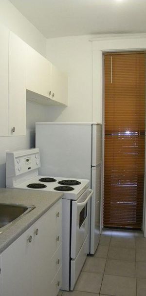 2 Bedroom - 3655 Ste-Famille, Montréal - Photo 1