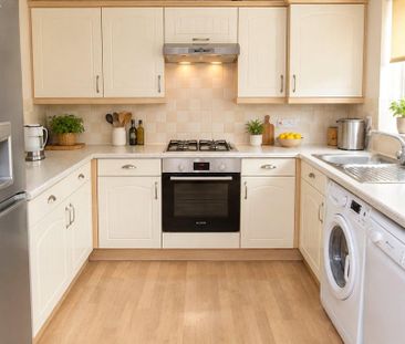 3 bedroom end of terrace house to rent - Photo 5