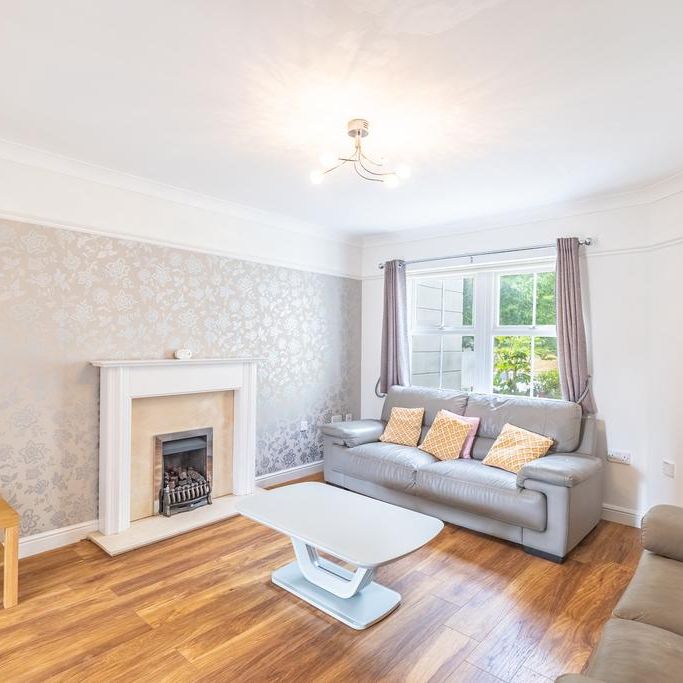 4 bedroom townhouse to rent - Photo 1