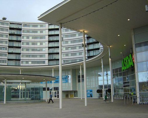 Prince Regent Road, Hounslow - Photo 1