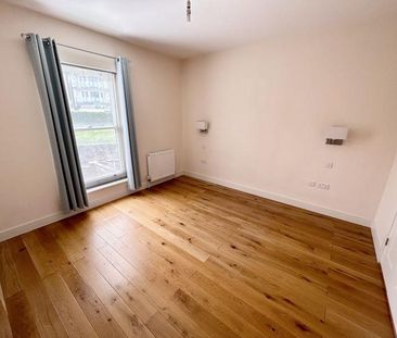 4 bedroom terraced house to rent - Photo 4