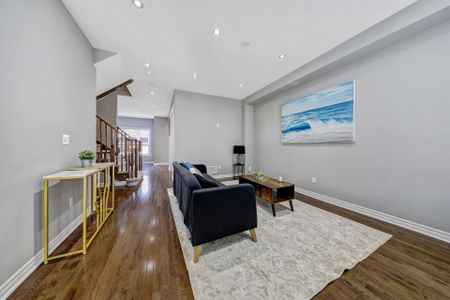 For Lease - 2442 Earl Grey Avenue, Pickering, Ontario - Photo 2