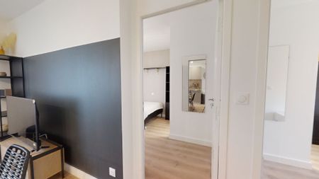 ANJOU RO Roommate 4 Bedrooms at Saint Nazaire - Photo 2
