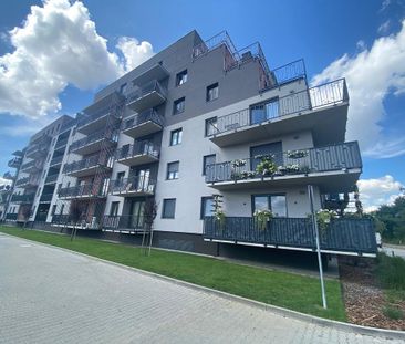2 pokoje, 47m2, II piętro, winda, duży balkon, parking, os. Tarasy ... - Фото 2