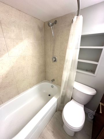 For Lease - 437 Charlotte Street Unit# Lower, London East, Ontario - Photo 3