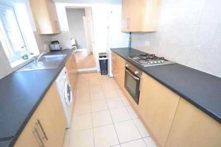 Donnington Road, University, Reading, Berkshire, RG1 - Photo 2