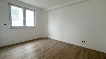 Hochwertige Maisonettewohnung mit Balkon und Klimaanlage in Essen-Bedingrade - Foto 3