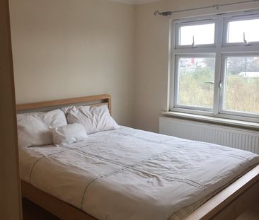 1 Bed Flat, Park View, W3 - Photo 4