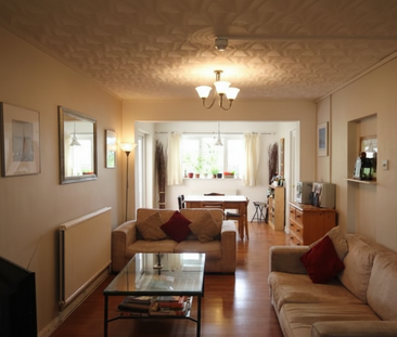 Goldington Road Room 3 - Photo 1