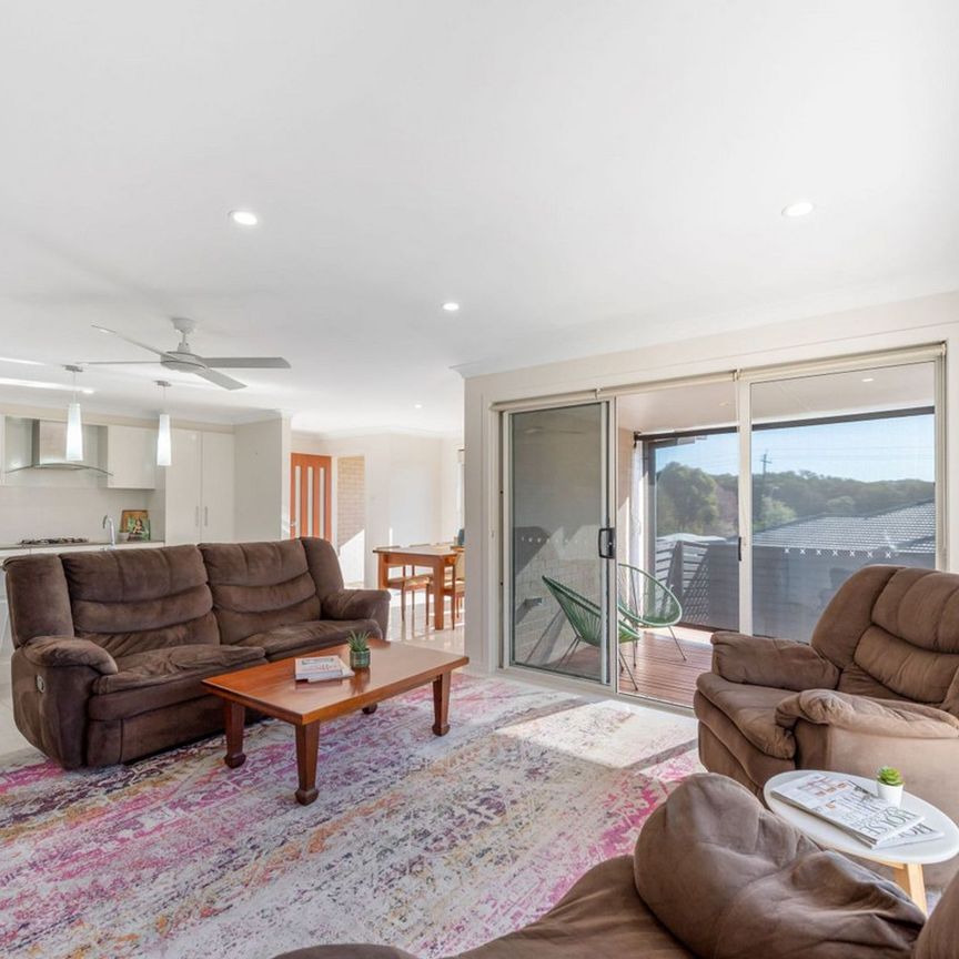 SPACIOUS AND WELL-DESIGNED HOME - Photo 1