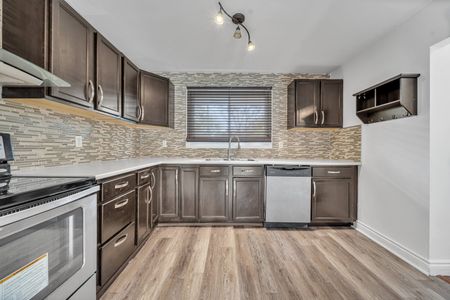 For Lease - 121 Carberry Crescent, Brampton, Ontario - Photo 2