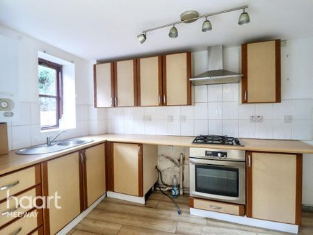 Studio to rent - Photo 5