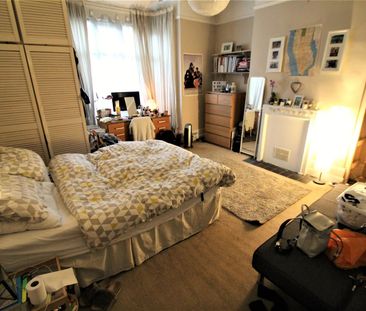 Brudenell Road, Hyde Park, LS6 1HA, Leeds - Photo 5