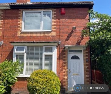 2 bedroom semi-detached house to rent - Photo 3