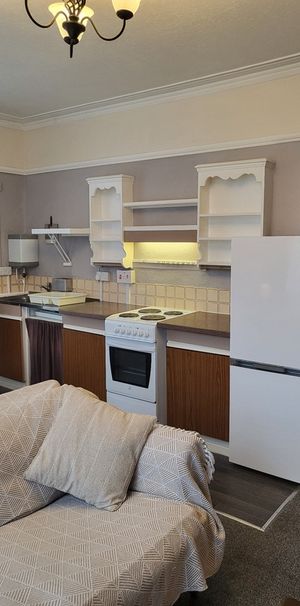 Room in a Shared House, Church Road, BS5 - Photo 1