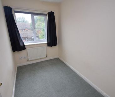 3 bedroom semi-detached house to rent - Photo 5