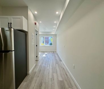 For Lease - 1184 Queen Street Unit# 1, Toronto, Ontario - Photo 6