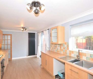 Reeve Road, Reigate, Surrey, RH2 - Photo 6