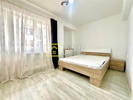 Apartament 2 camere, etaj 1, zona ultracentrala - Fotografie 5