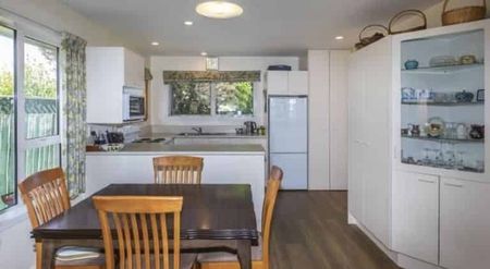 Hidden Gem in Upper Riccarton - Photo 3