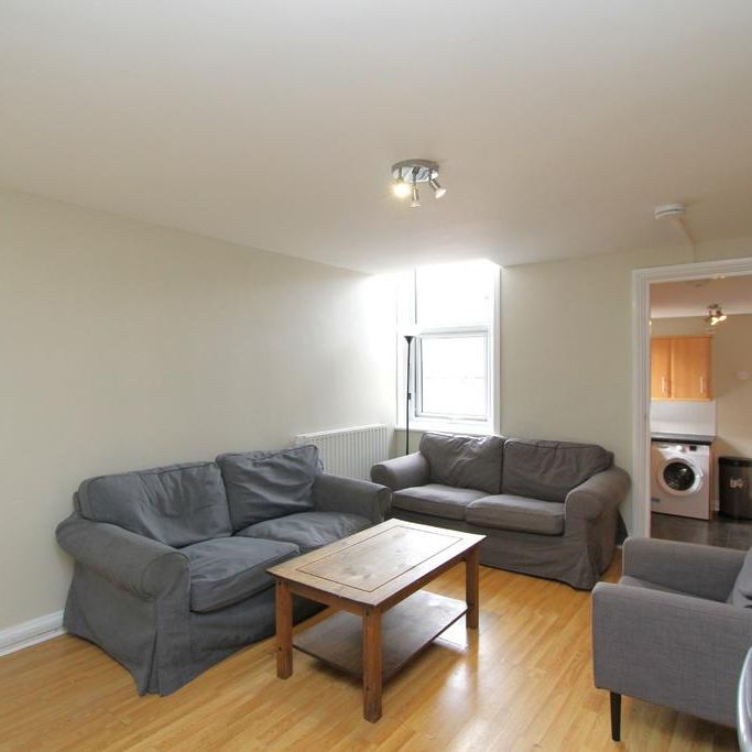 6 bedroom flat to rent - Photo 1