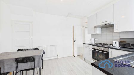 RM1 Regal Court | Enfield | London | N18 2XU - Photo 3